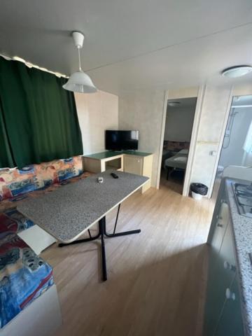 Villaggio Mithos Misano Adriatico Esterno foto