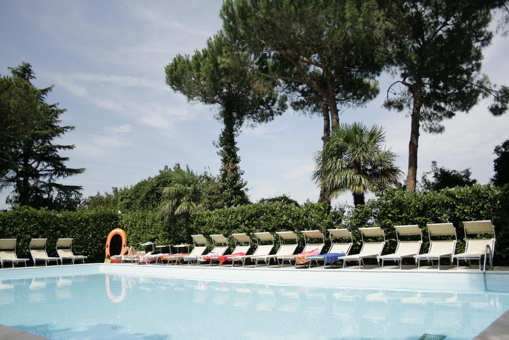 Villaggio Mithos Misano Adriatico Camera foto