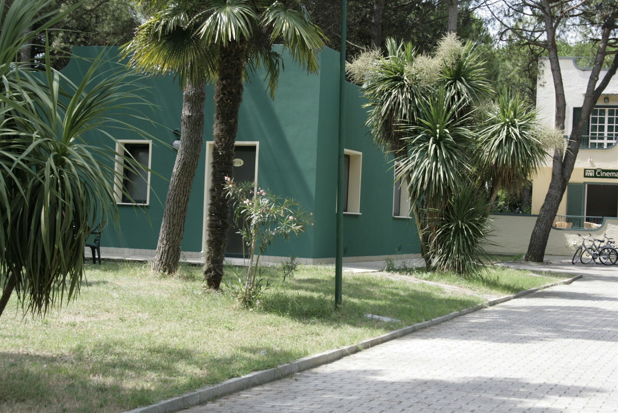 Villaggio Mithos Misano Adriatico Esterno foto